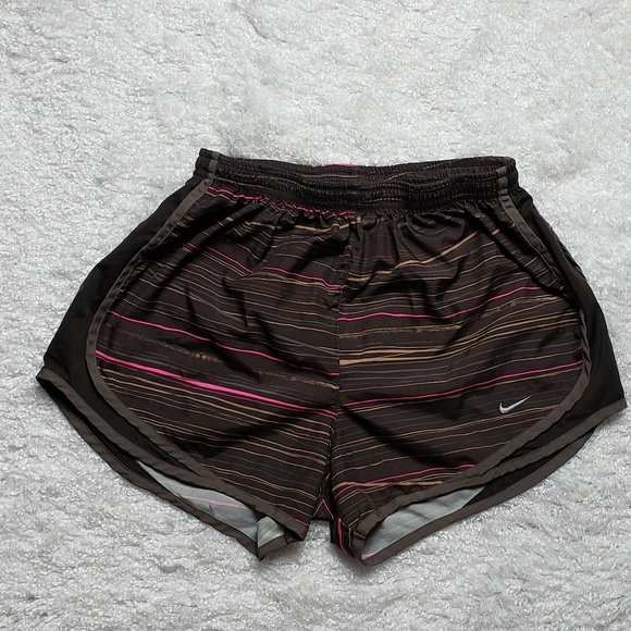 Nike running shorts - Picture 3 of 5
